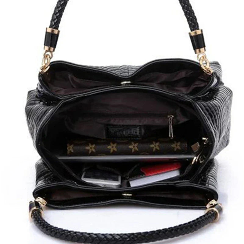 Tessa™ - Stylish Handbag with Crocodile Pattern